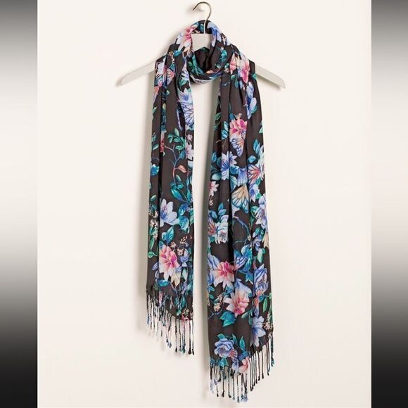 Chico’s Butterfly Garden-Print Shawl With Fringe - Picture 1 of 7